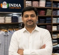 Vikram Khanna
